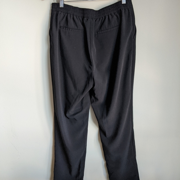 Hilary Radley Black Cropped Pants Medium - Picture 2 of 4